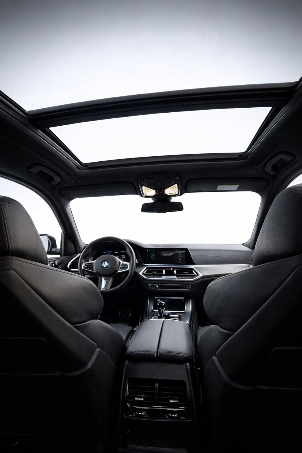 
BMW X5 45e Pack M Sport full									