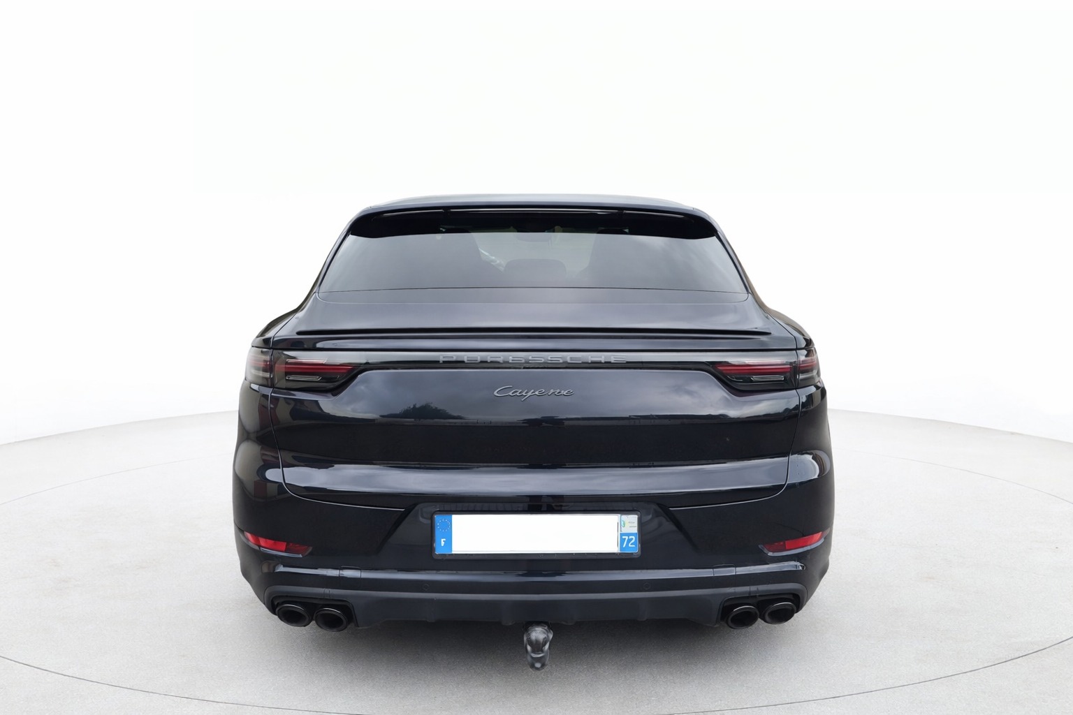 
Porsh Cayenne E-Hybride Coupé Platinium Edition full									