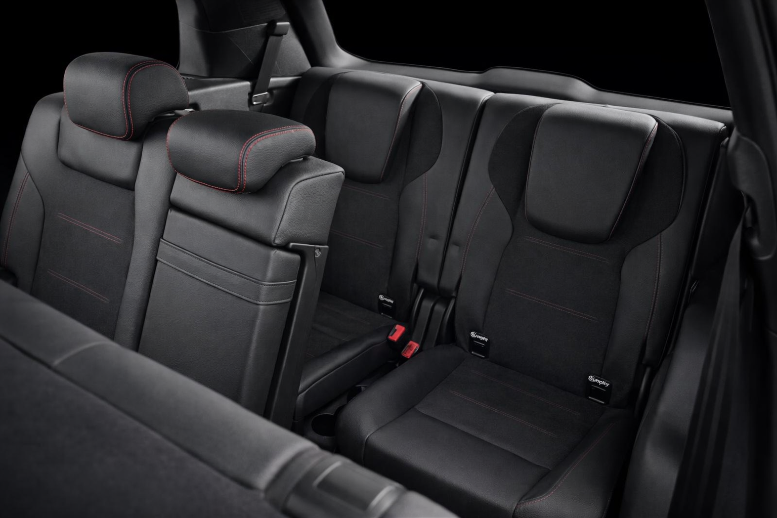 
Mercedes GLB 200d 150ch AMG Line 8G DCT full									