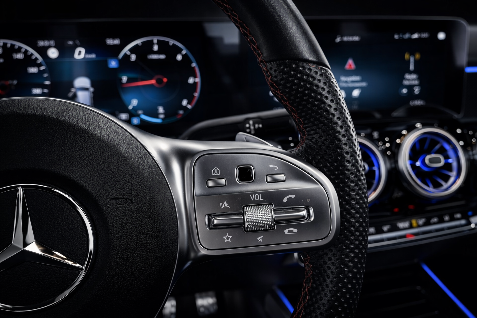 
Mercedes GLB 200d 150ch AMG Line 8G DCT full									