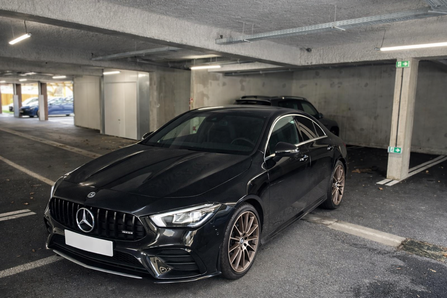 
Mercedes Benz CLA 200 d 150ch AMG Line 8G-DCT 8cv full									
