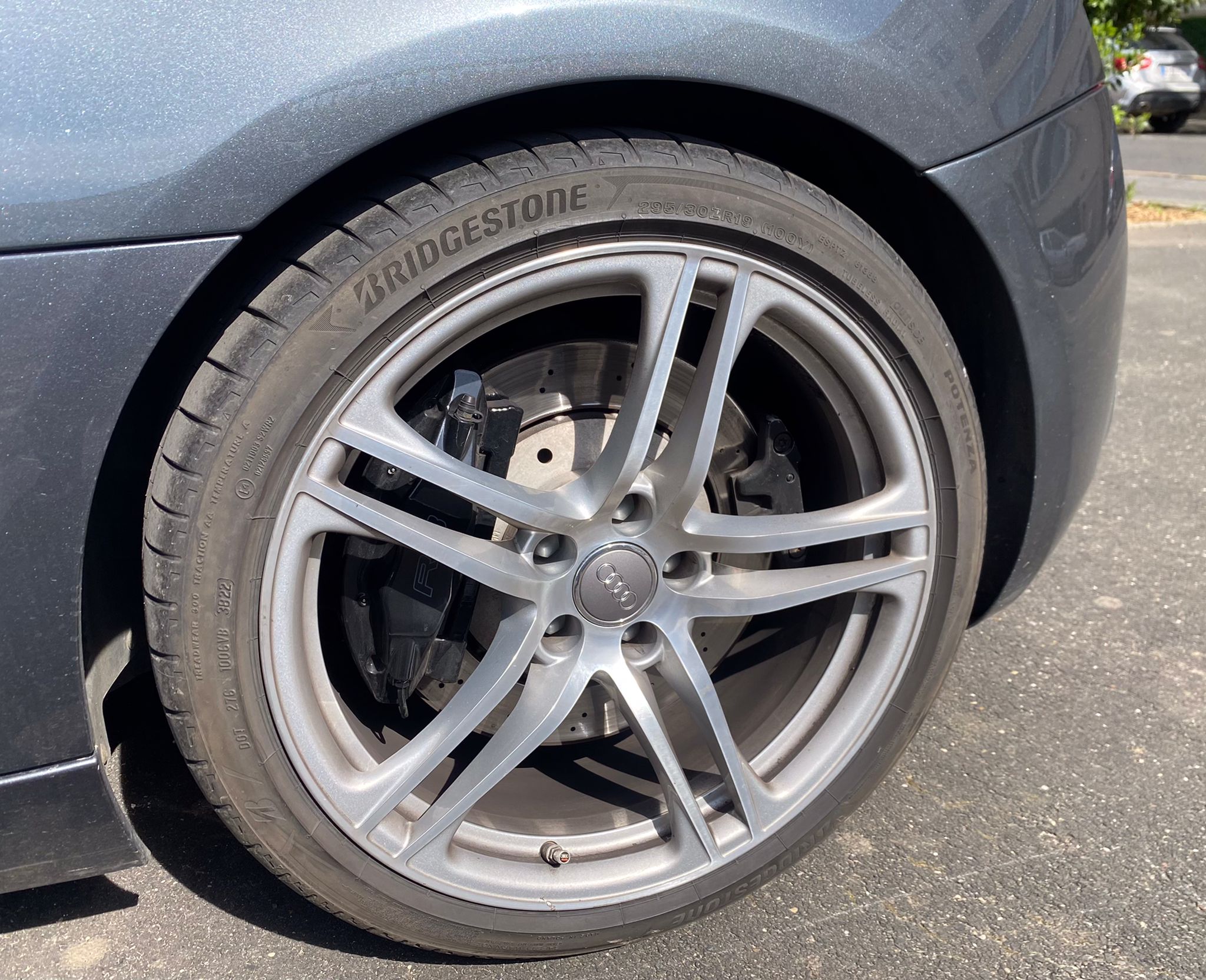 
AUDI R8 SPYDER 4.2 V8 FSI 430 R TRONIC 6 full									