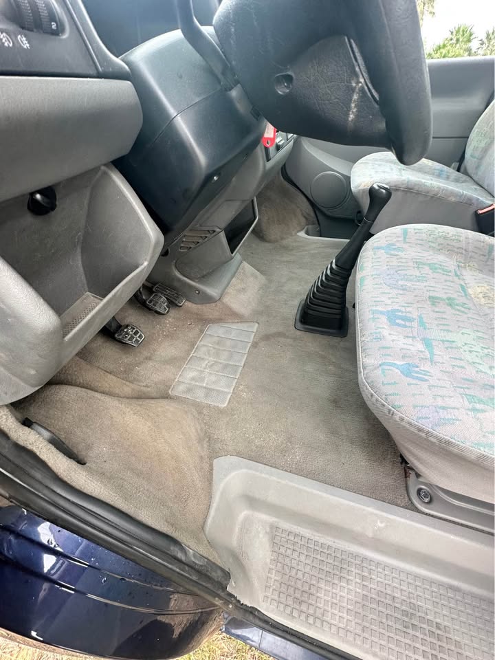 
Volkswagen T4 California 1998 2l5tdi full									