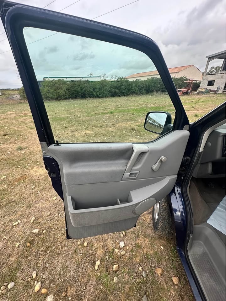 
Volkswagen T4 California 1998 2l5tdi full									