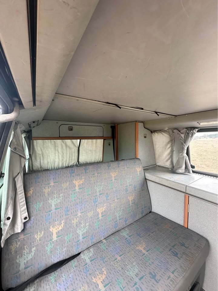 
Volkswagen T4 California 1998 2l5tdi full									